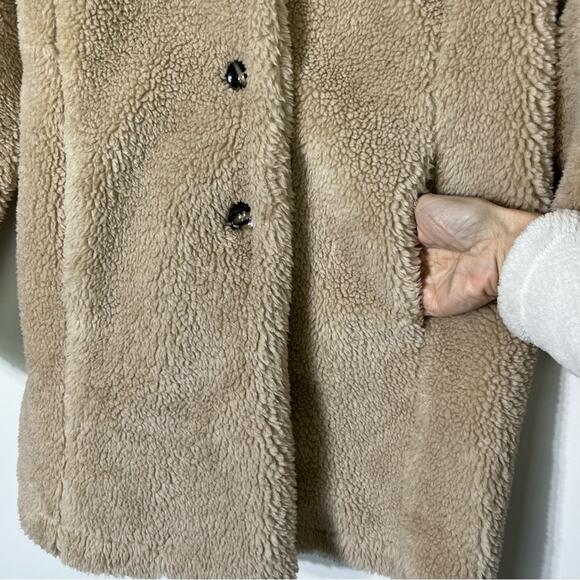 Vigoss Teddy Bear Coat Beige Size Medium EUC - Picture 4 of 7